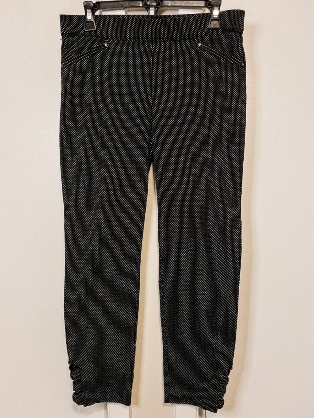 89th + Madison Black Pindot Ankle Pants Ruched Hem Size M